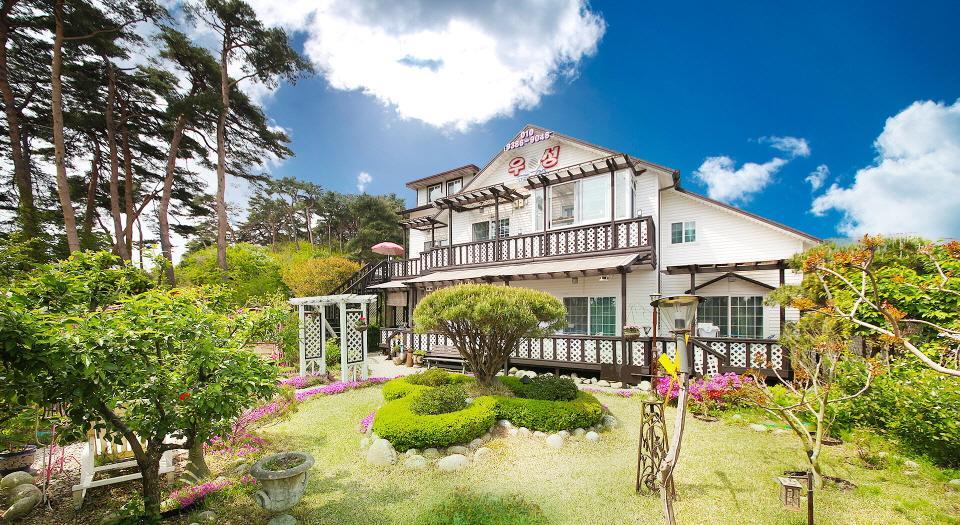 Gyeongpo Woosung Pension Gangneung Buitenkant foto